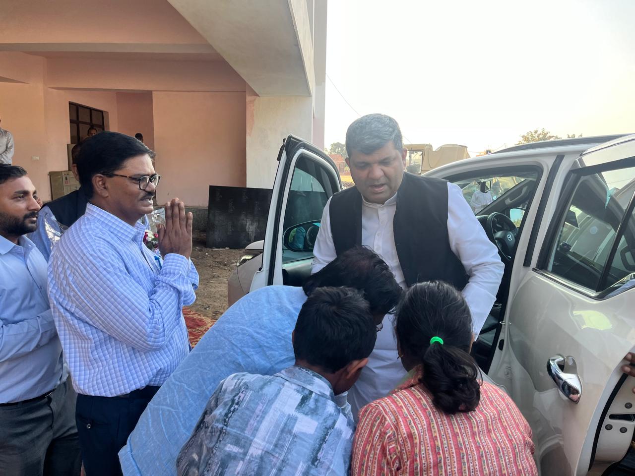 Visit of the Hon'ble Minister, TED UP to REC Pratapgarh, 16 March 2025